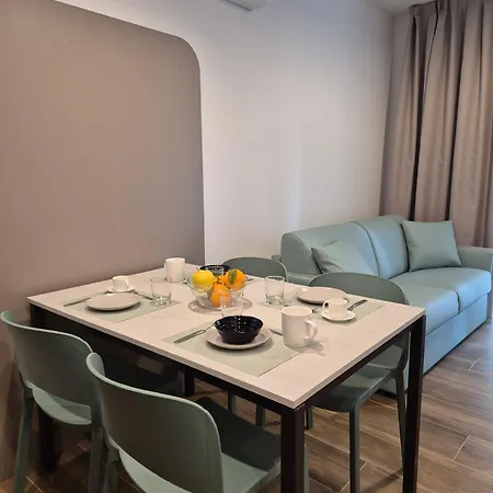 Libra Apartahotel