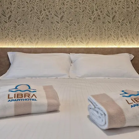 Ξενοδοχείο με διαμερίσματα Libra Μπιμπιόνε